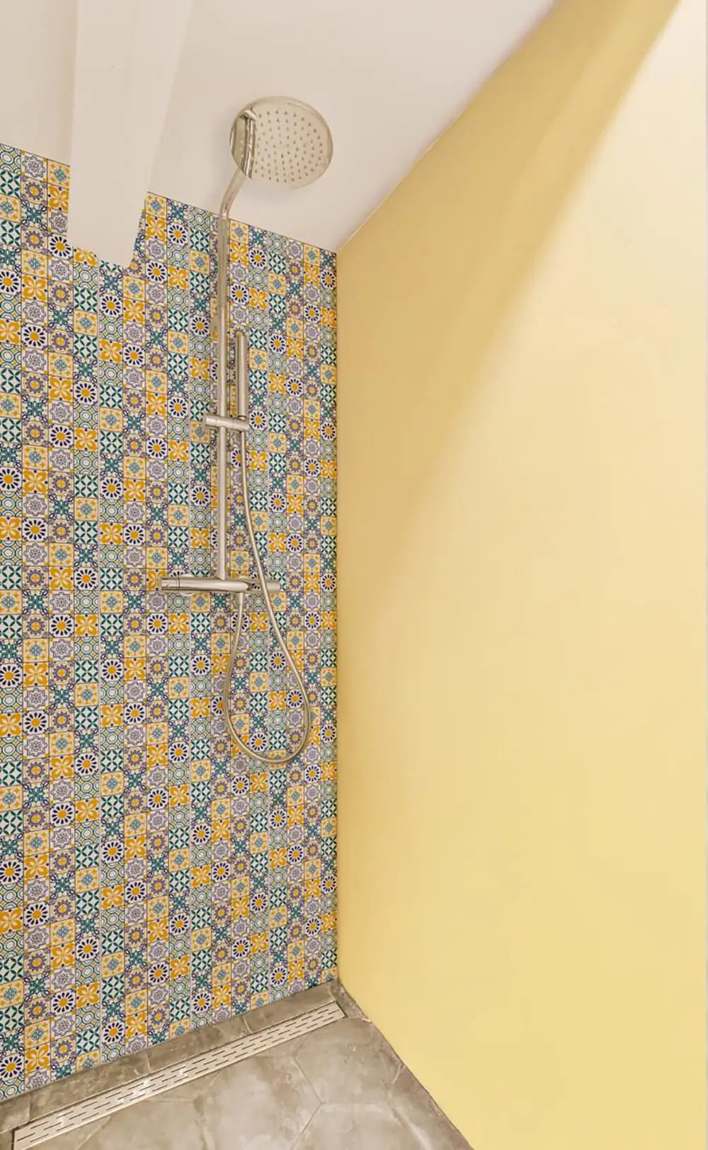 Mosaic Tiles Yellow & Blue Shower Panel